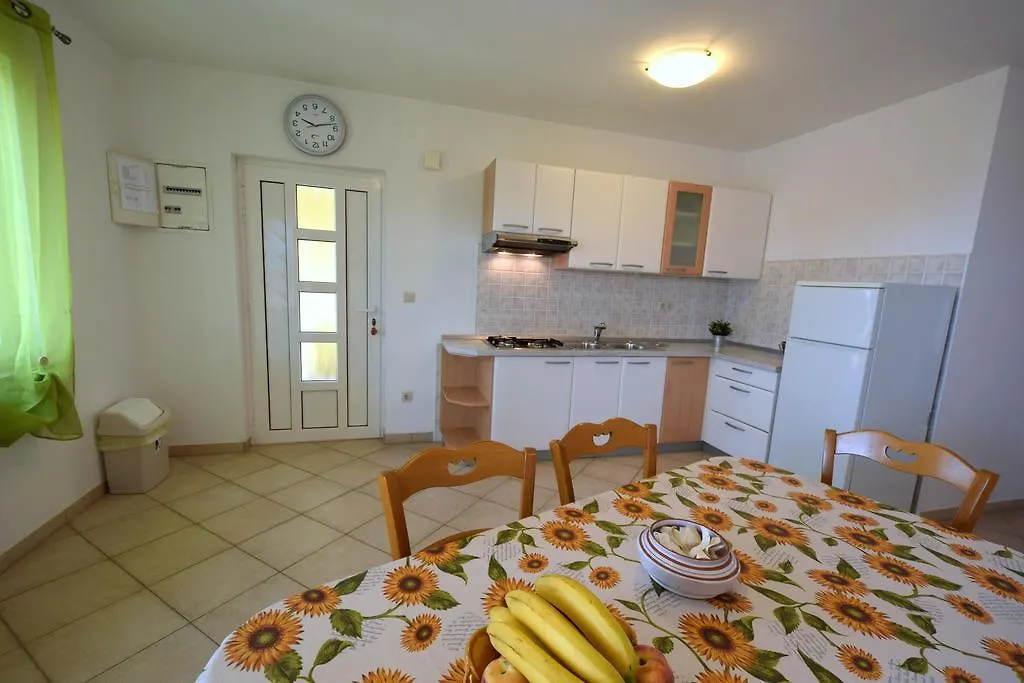 Apartments Karuza Malinska Chorwacja