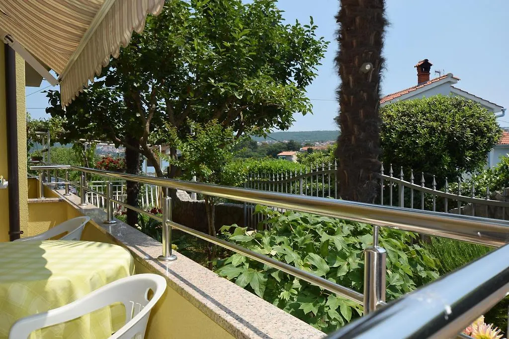 Apartments Karuza Malinska