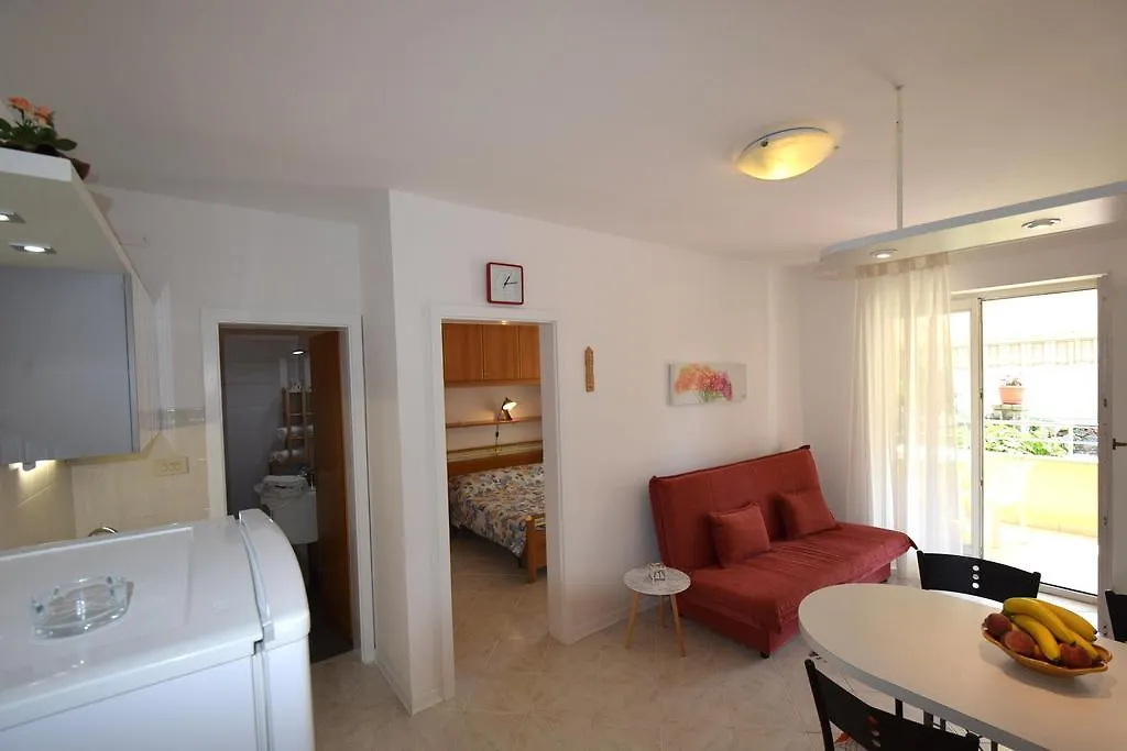 Apartments Karuza Malinska