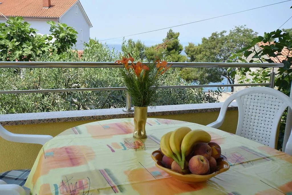 Apartments Karuza Malinska